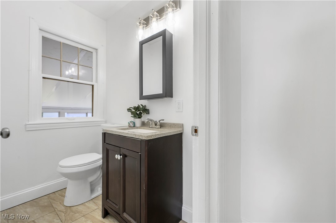 Frisbie-Berwald Cos Shaker Lake - Residential