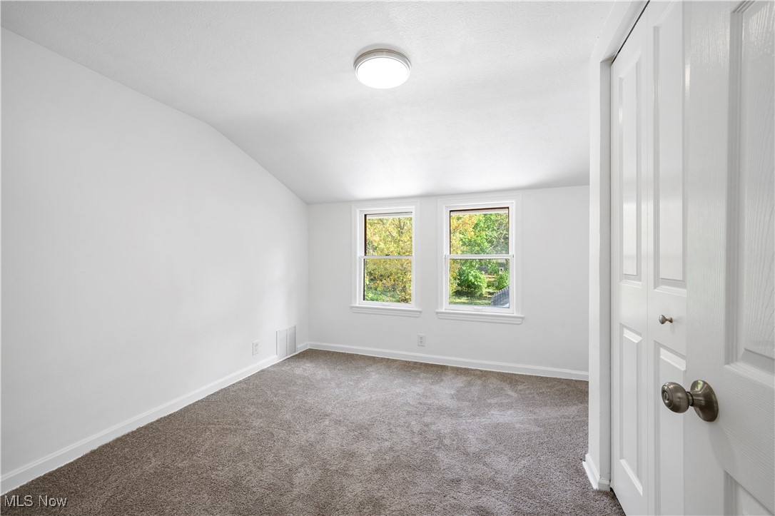 Frisbie-Berwald Cos Shaker Lake - Residential