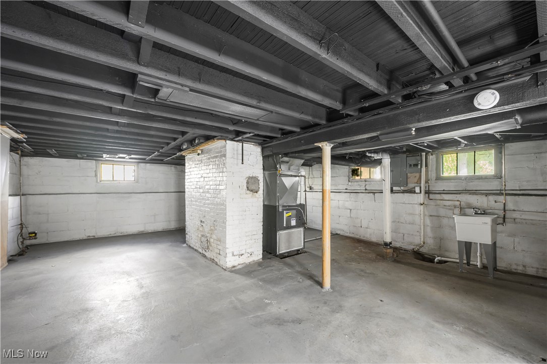 Frisbie-Berwald Cos Shaker Lake - Residential