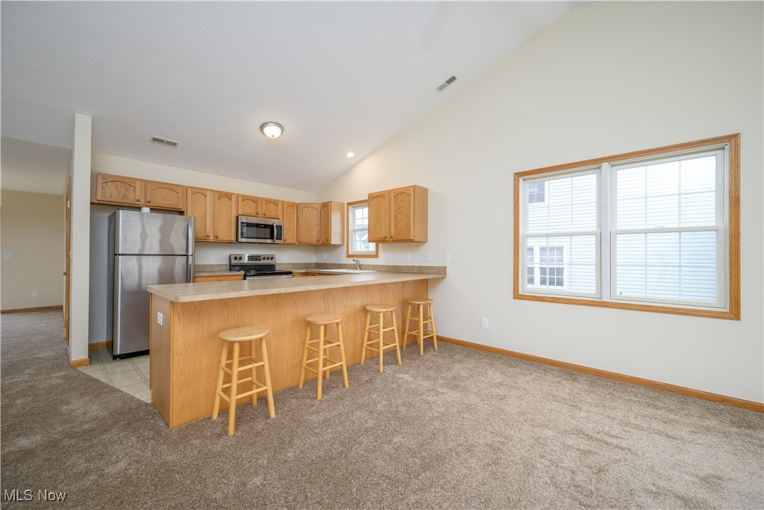 15381 High Pointe Circle, Middlefield, Ohio image 5