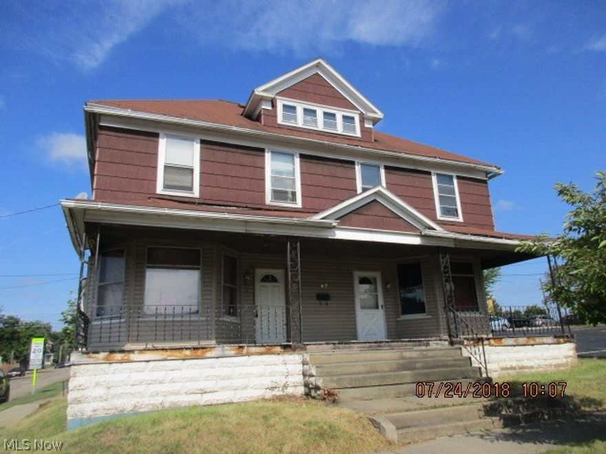 Attention Investors! Potential money maker, 2 units, 6 bedroom duplex on corner lot, bath remodel started. Offers responded to within 24 to 48 hours.