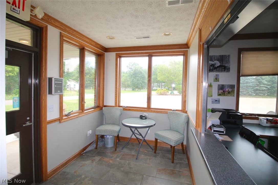 Stow - Commercial Lease