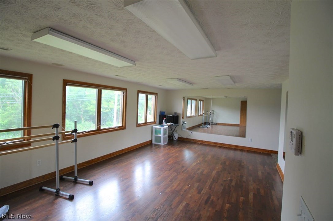 Stow - Commercial Lease