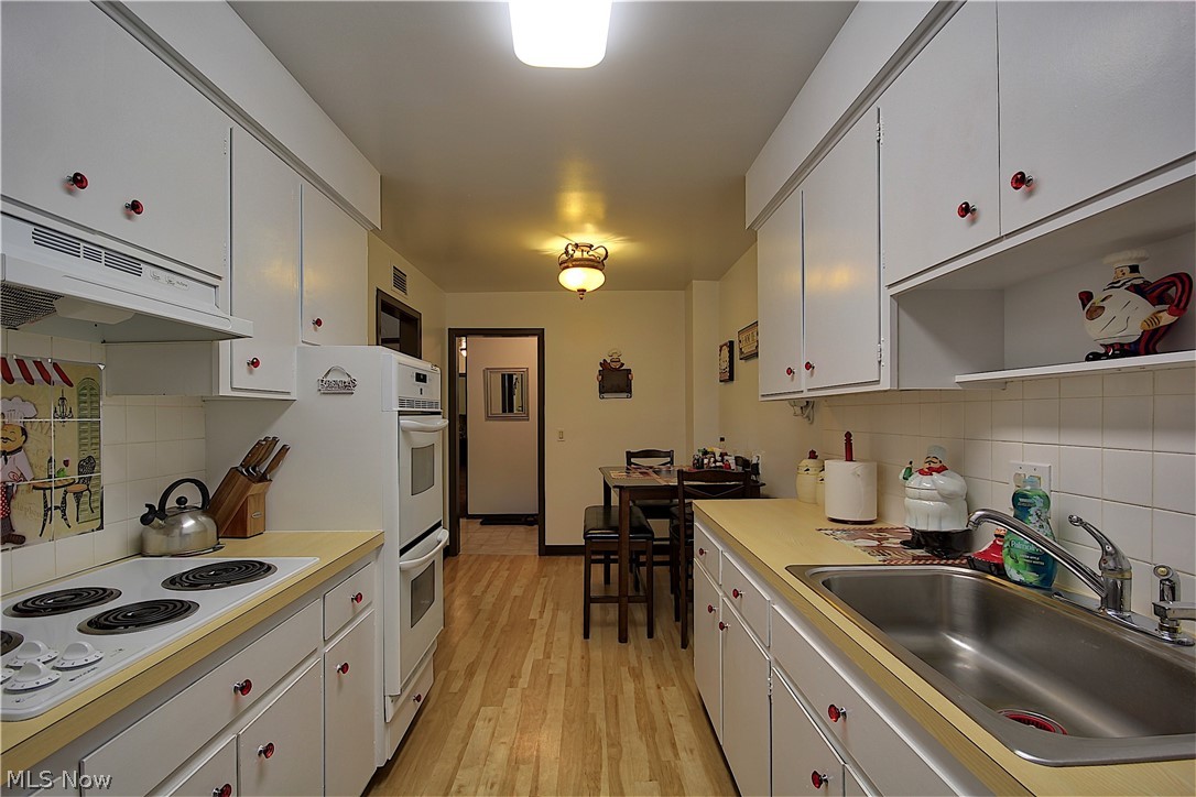 Stratton House Condo - Residential