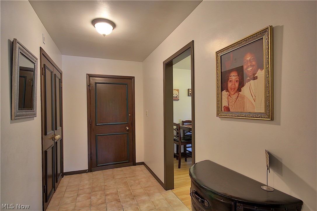 Stratton House Condo - Residential