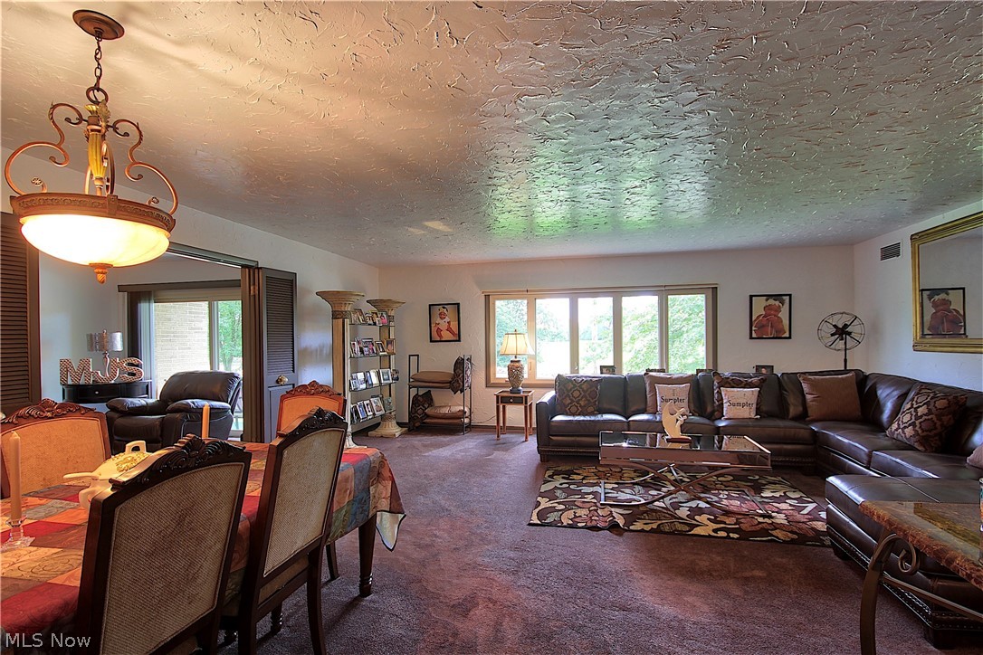 Stratton House Condo - Residential