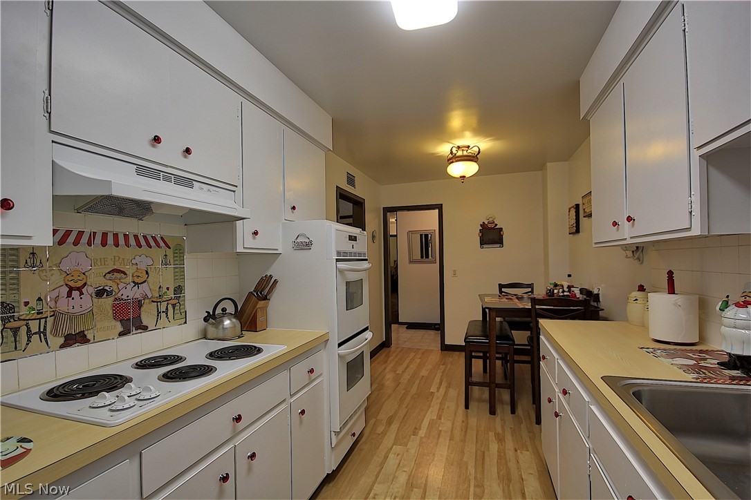 Stratton House Condo - Residential