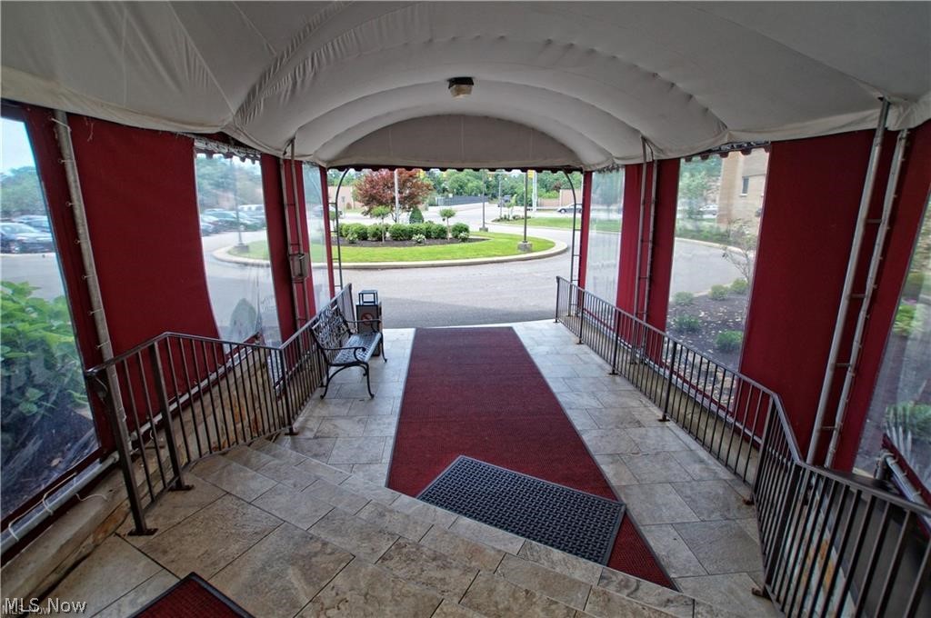 Hilroc Condo - Residential