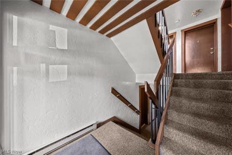 Tiny photo for 9600 Cove Drive #B6, North Royalton, OH 44133 (MLS # 5238787)
