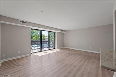 Tiny photo for 9600 Cove Drive #B6, North Royalton, OH 44133 (MLS # 5238787)