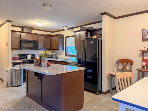 Tiny photo for 341 Westwoods #341, Amherst, OH 44001 (MLS # 5180059)