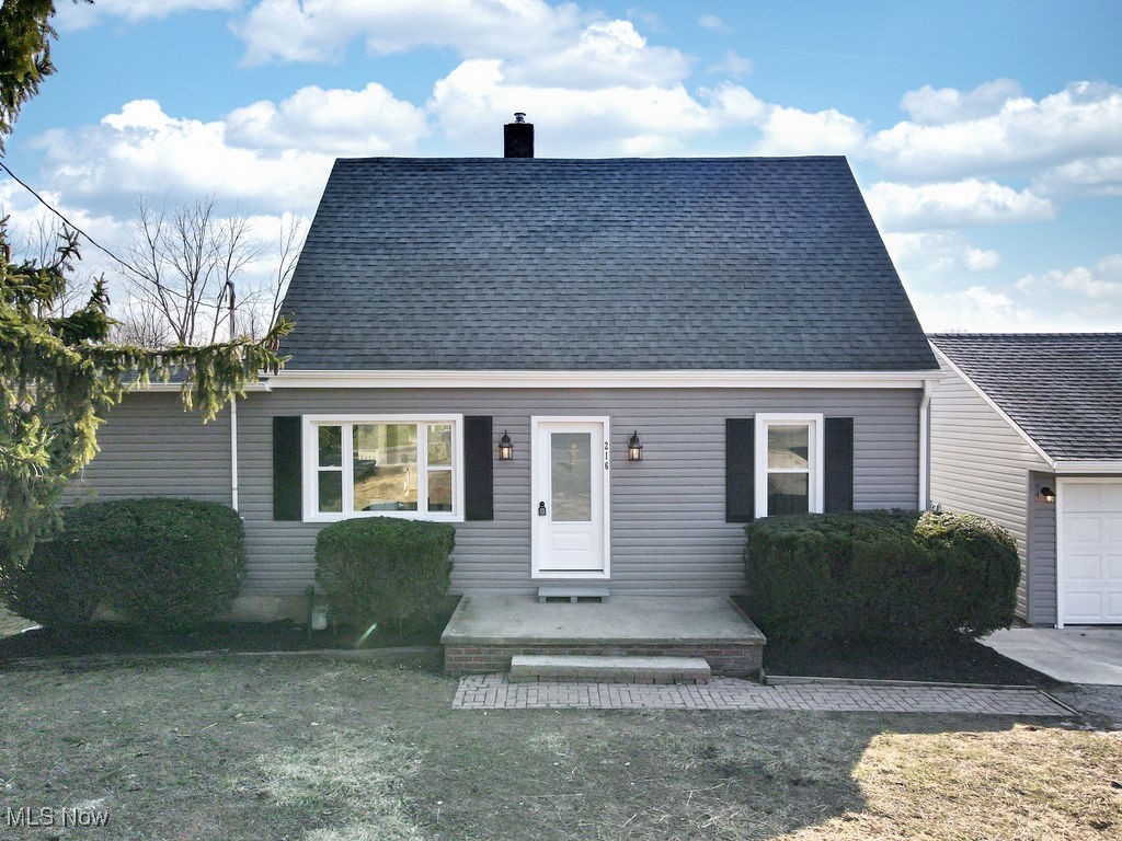 216 N Thomas Road, Tallmadge, Ohio image 2