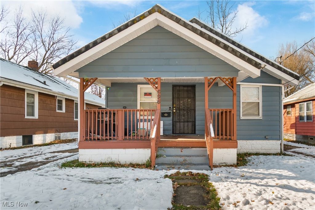 Photo of 696 Merton Avenue, Akron, OH 44306 (MLS # 5174267)