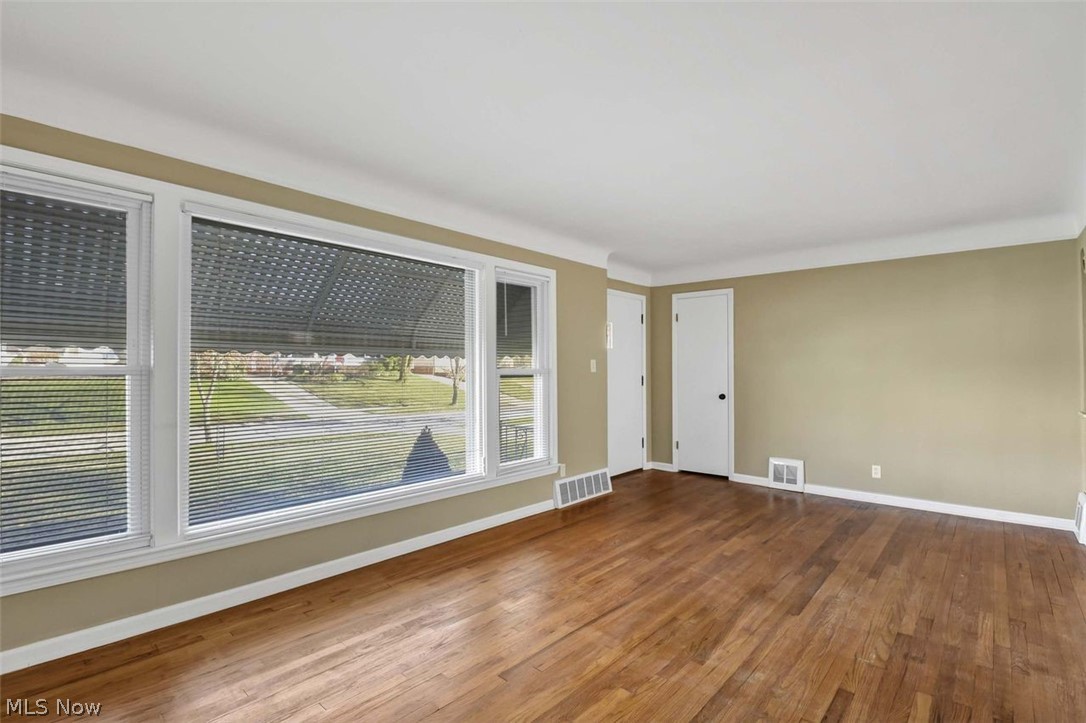 D Neros 36 - Residential