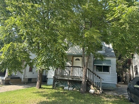 Homes For Sale - 144 E Auburndale Avenue<br/> Youngstown, OH 44507