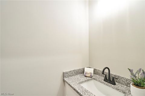 Tiny photo for 1661 Devonshire Drive, Brunswick, OH 44212 (MLS # 5190287)