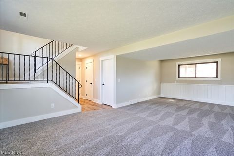 Tiny photo for 1661 Devonshire Drive, Brunswick, OH 44212 (MLS # 5190287)