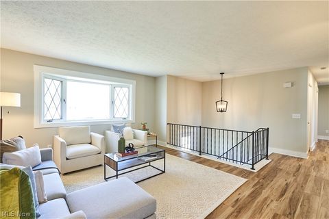 Tiny photo for 1661 Devonshire Drive, Brunswick, OH 44212 (MLS # 5190287)