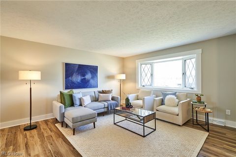 Tiny photo for 1661 Devonshire Drive, Brunswick, OH 44212 (MLS # 5190287)