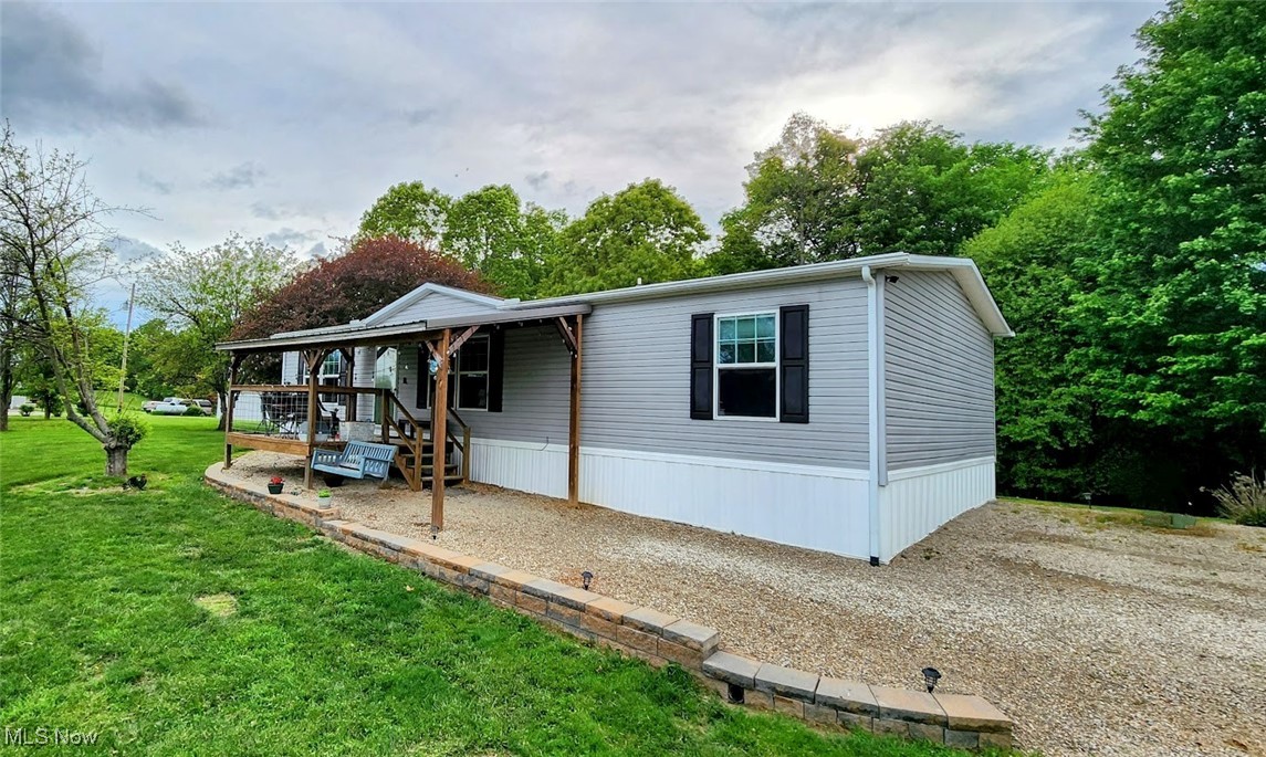 62525 Institute Road, Lore City, Ohio image 24