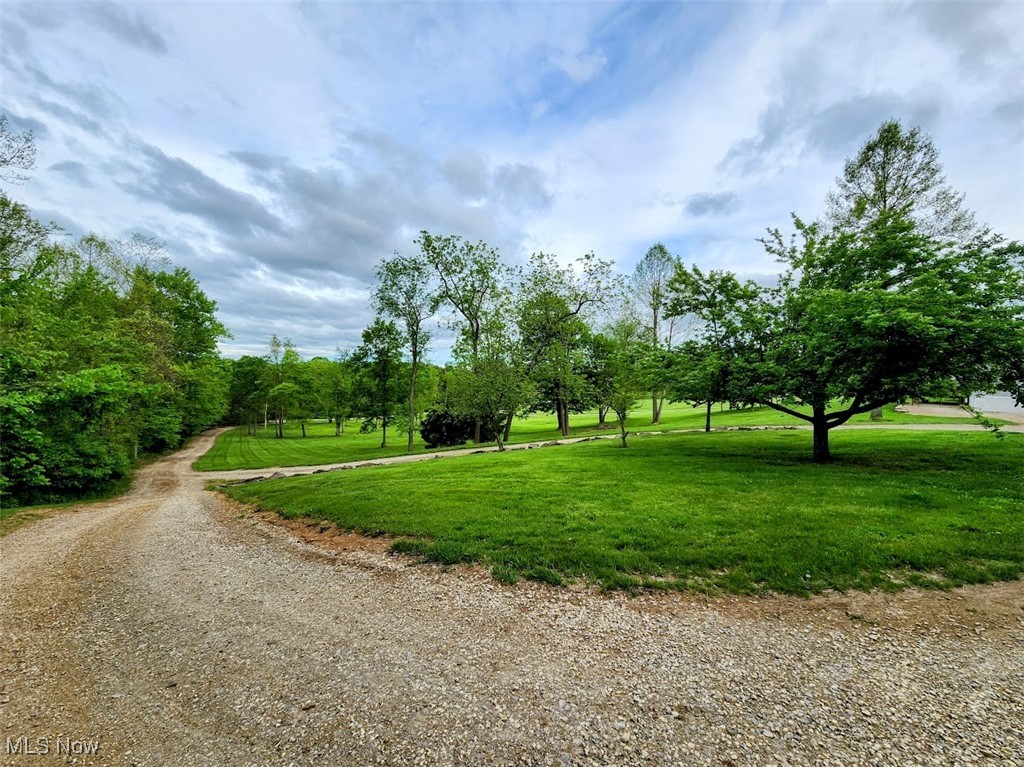 62525 Institute Road, Lore City, Ohio image 39