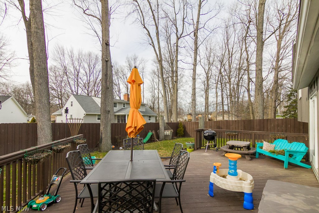 Sherwood Forest 03 - Residential