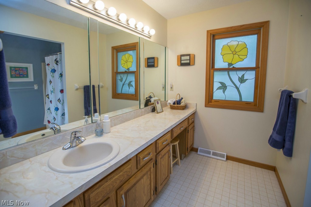 Carriage Pk Oval - Residential