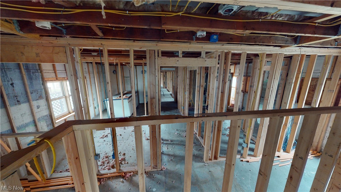 Mentor Center 08 - Commercial Sale