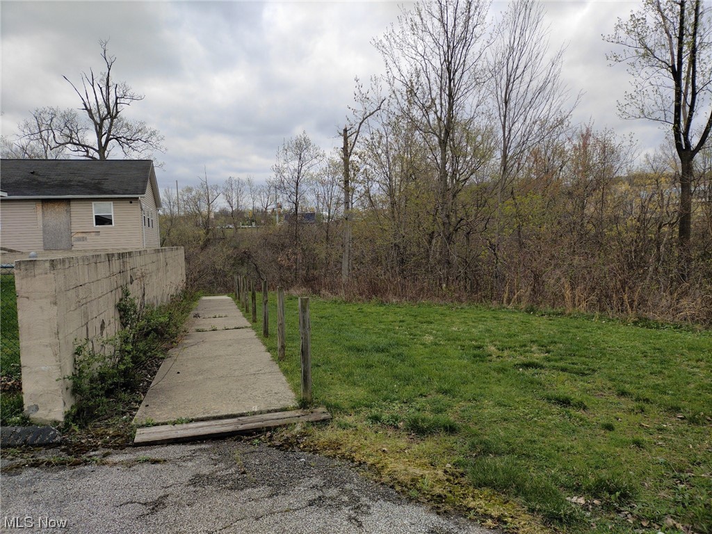 Mentor Center 08 - Commercial Sale