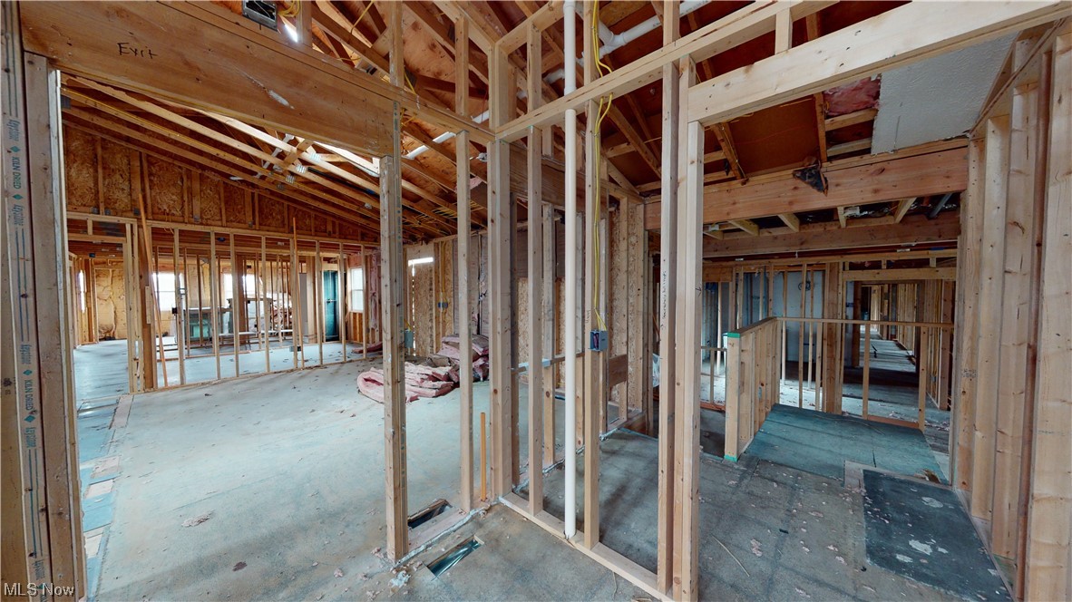 Mentor Center 08 - Commercial Sale