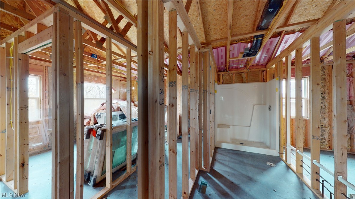 Mentor Center 08 - Commercial Sale