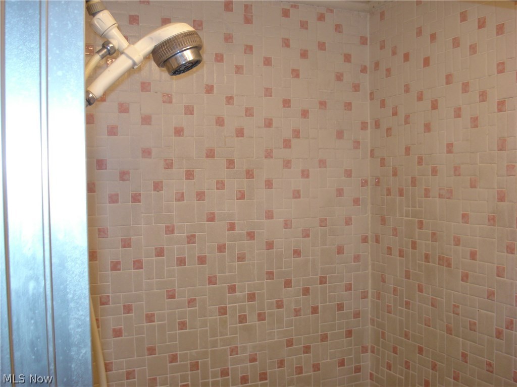 Eastwood Mayfield Heights - Residential Lease