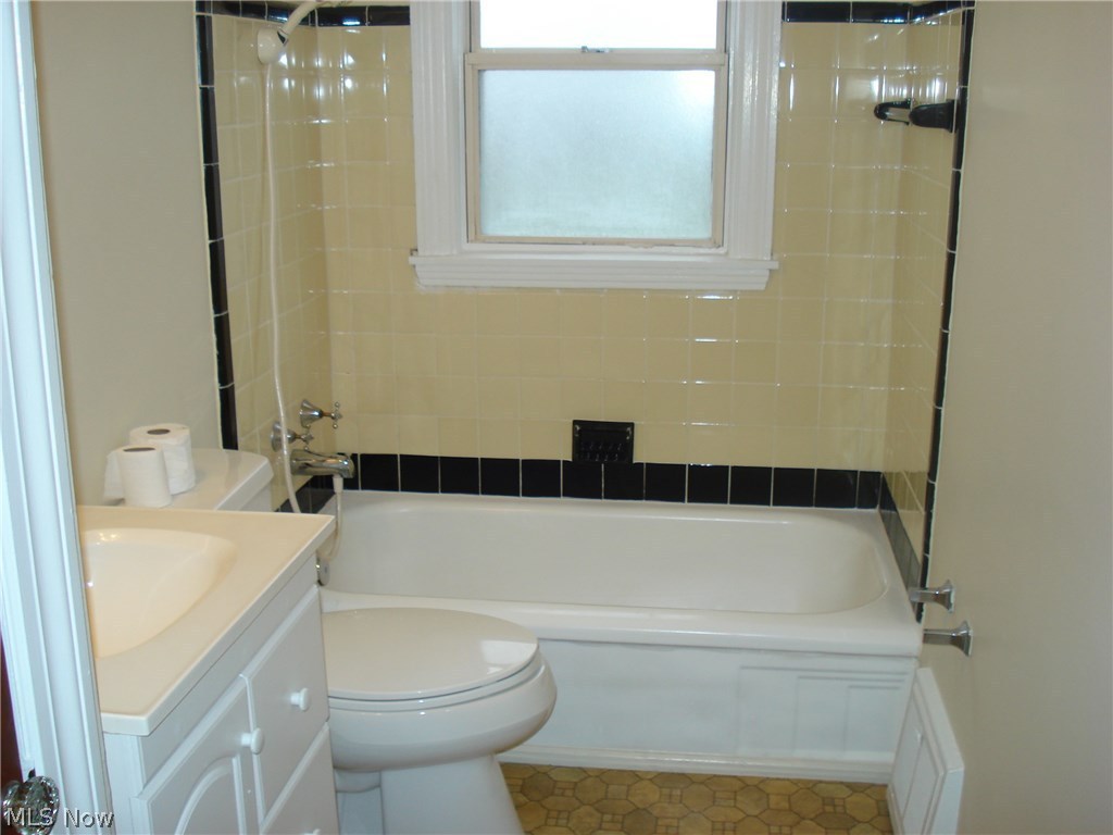 Eastwood Mayfield Heights - Residential Lease