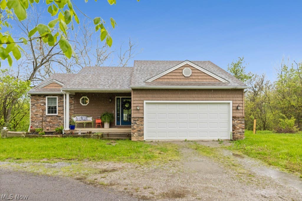 Photo of 14002 Diagonal Road, LaGrange, OH 44050 (MLS # 5218720)