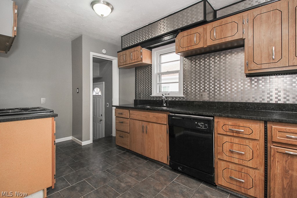 Ridgewood - Residential Lease