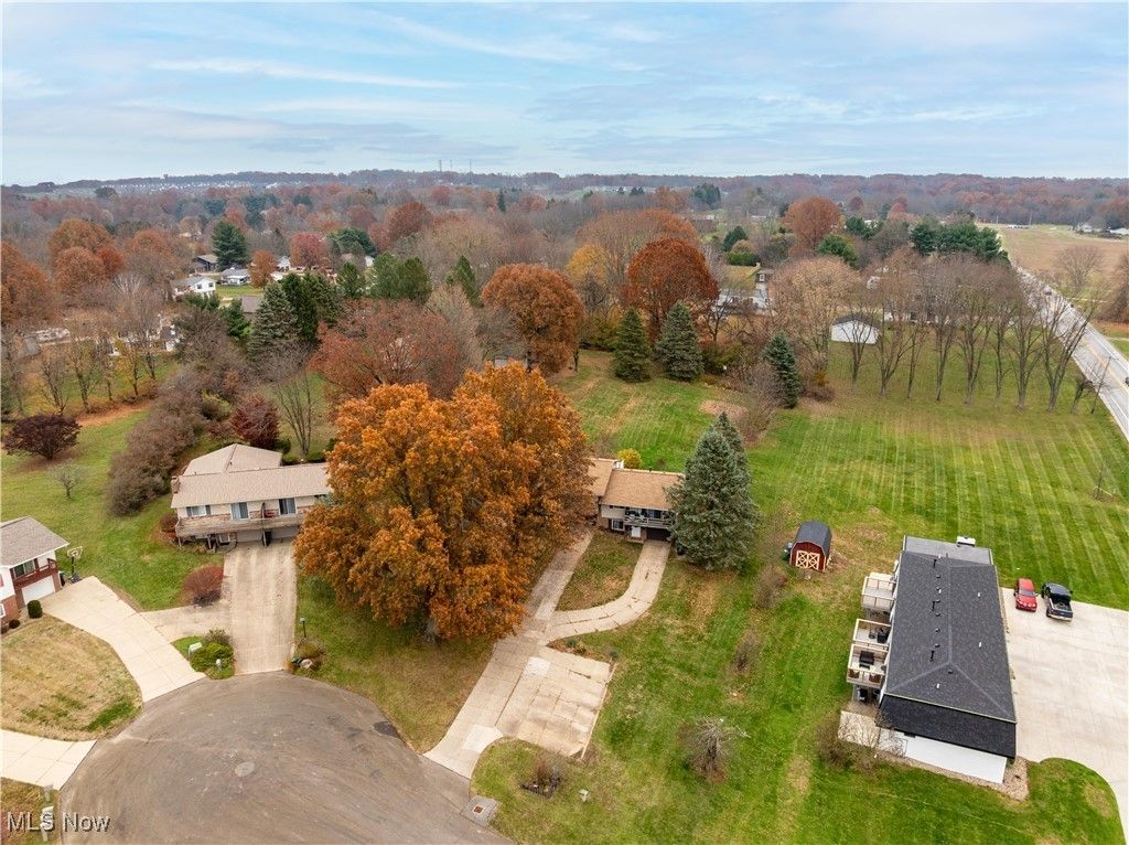 Photo of 4529 Camelot Circle, Uniontown, OH 44685 (MLS # 5174238)