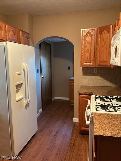 Tiny photo for 2271 5th Street SW, Akron, OH 44314 (MLS # 5190061)