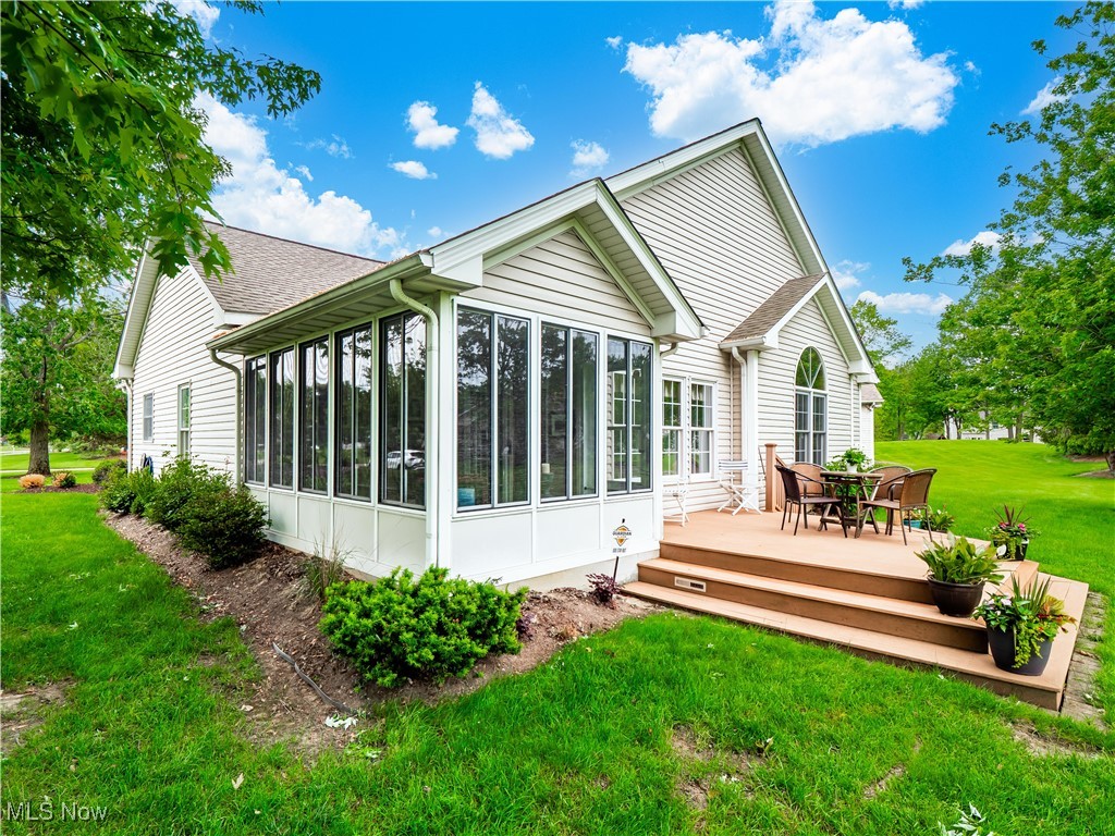 4278 Fall Lake Drive, Avon, Ohio image 30