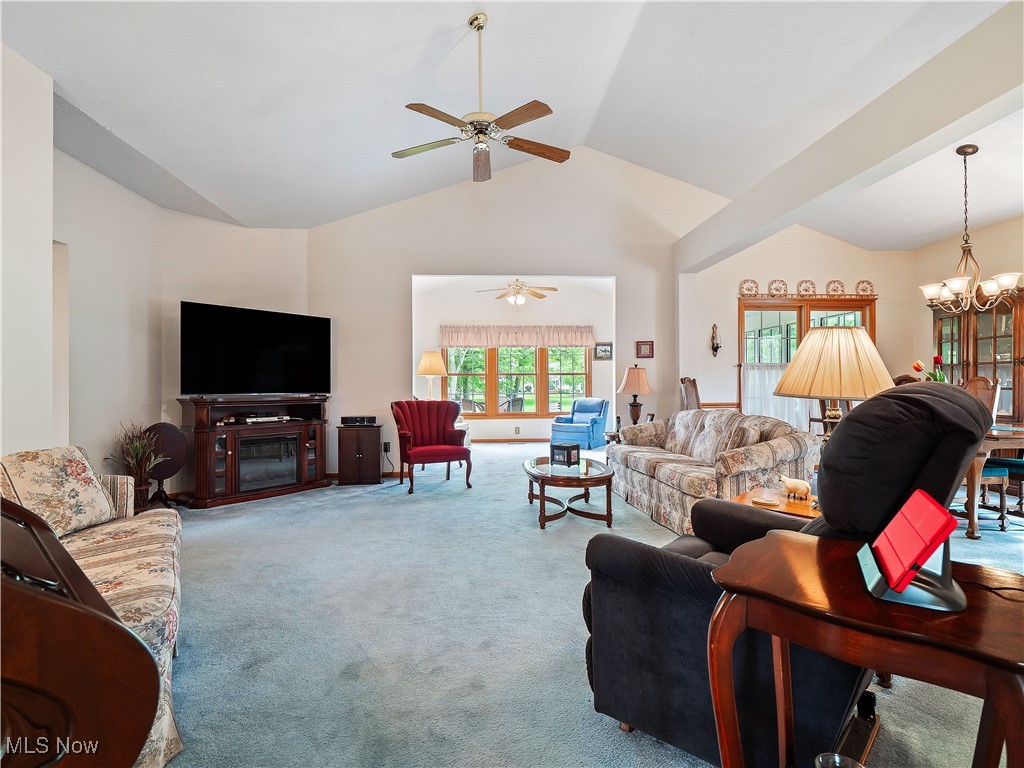 4278 Fall Lake Drive, Avon, Ohio image 8