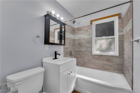 Tiny photo for 15506 Westview Avenue, Cleveland, OH 44128 (MLS # 5246514)
