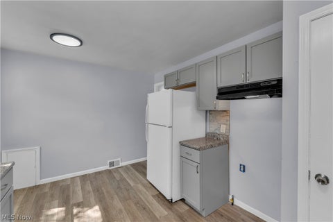 Tiny photo for 15506 Westview Avenue, Cleveland, OH 44128 (MLS # 5246514)