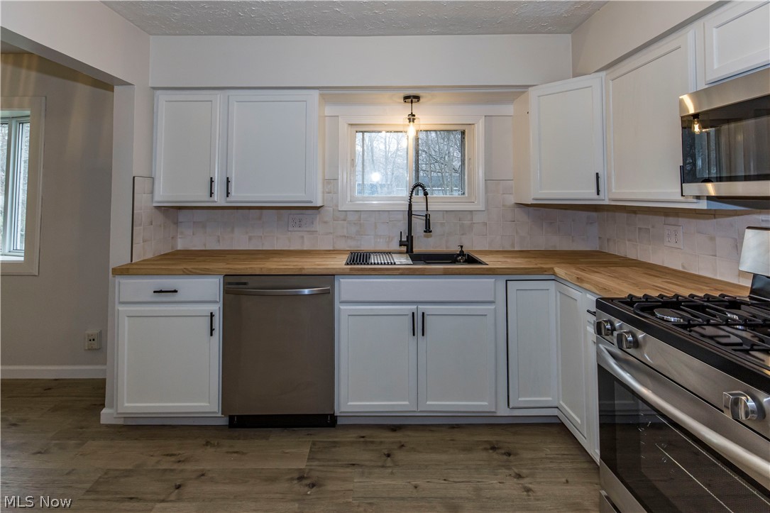 Akers & Co - Residential