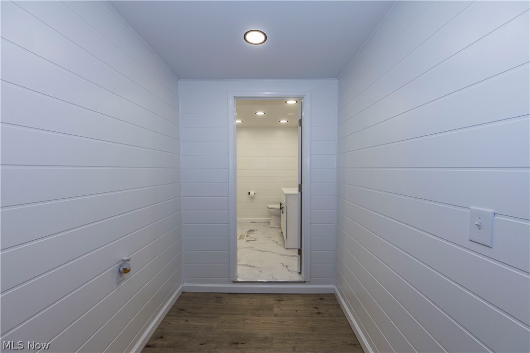 Akers & Co - Residential