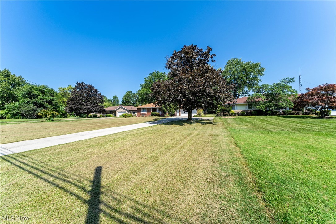 550 Cooper Foster Park Road W