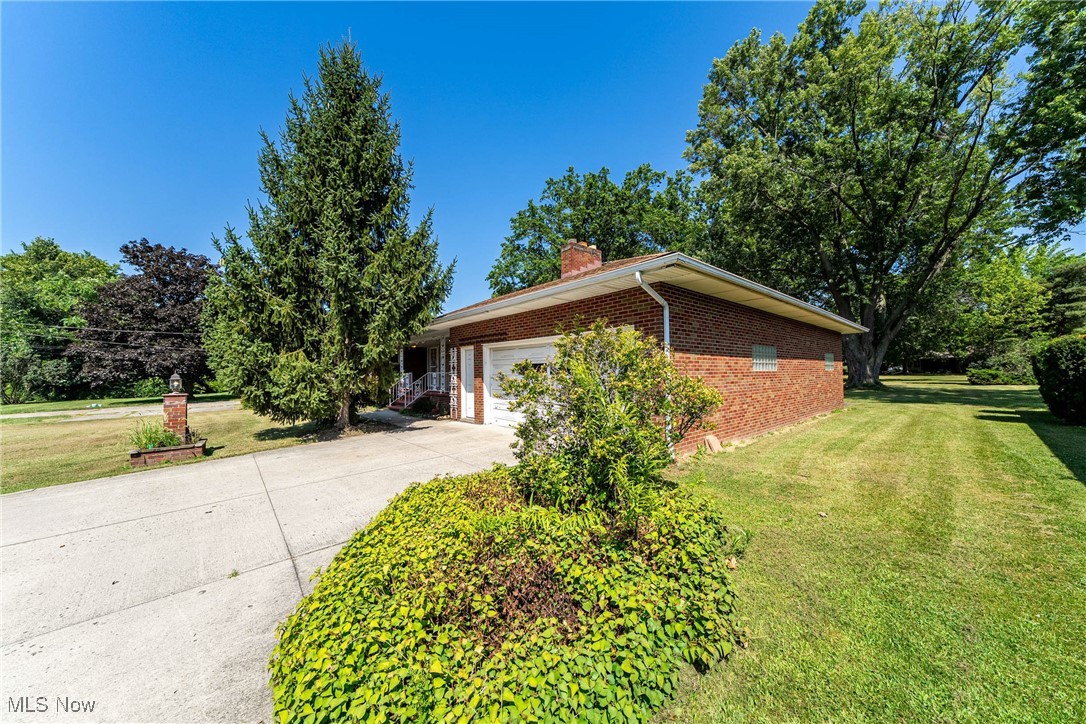 550 Cooper Foster Park Road W