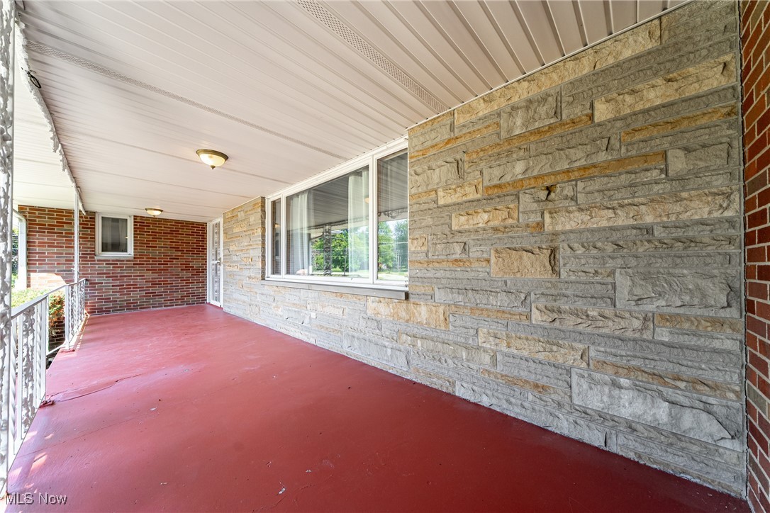 550 Cooper Foster Park Road W
