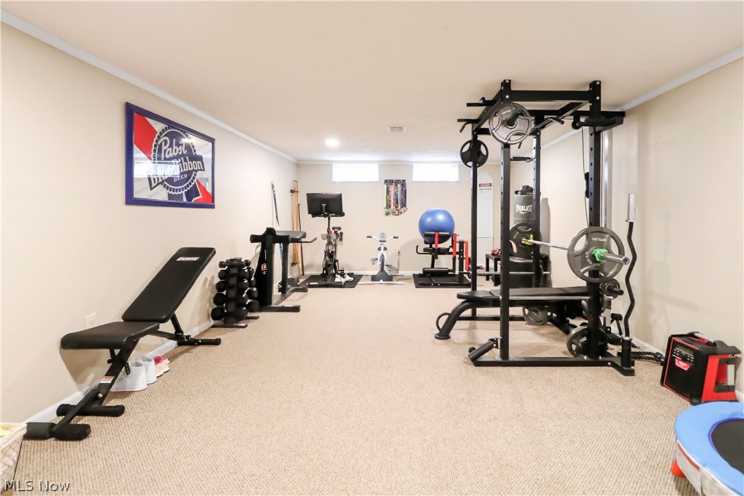 Frank J Basiles Glamer Drive - Residential