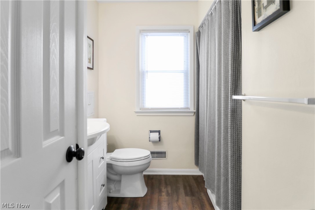 Frank J Basiles Glamer Drive - Residential