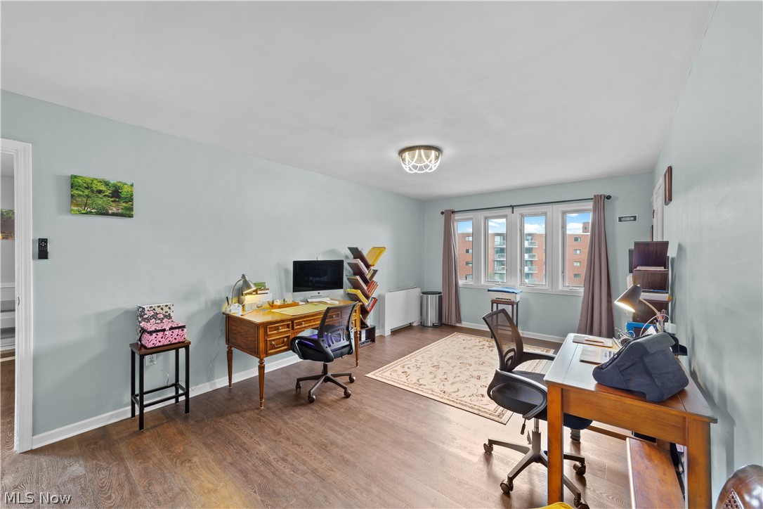 Saxon House Condo - Residential