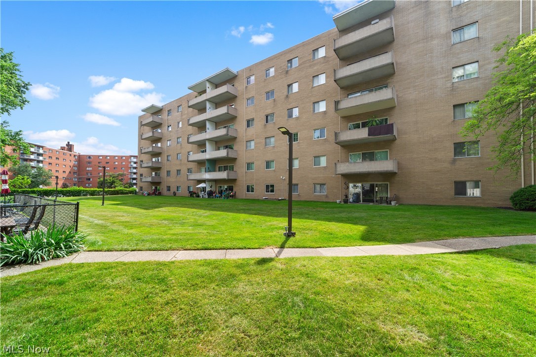 Saxon House Condo - Residential